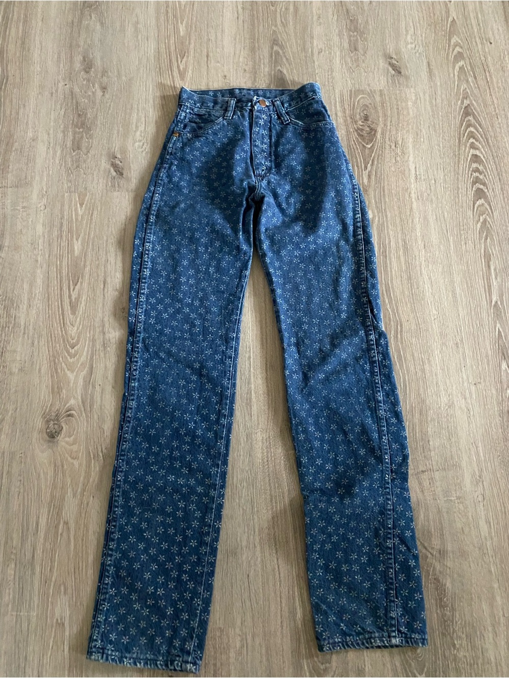Vintage floral Dark Blue Printed Straight-Leg Wrangler Jeans